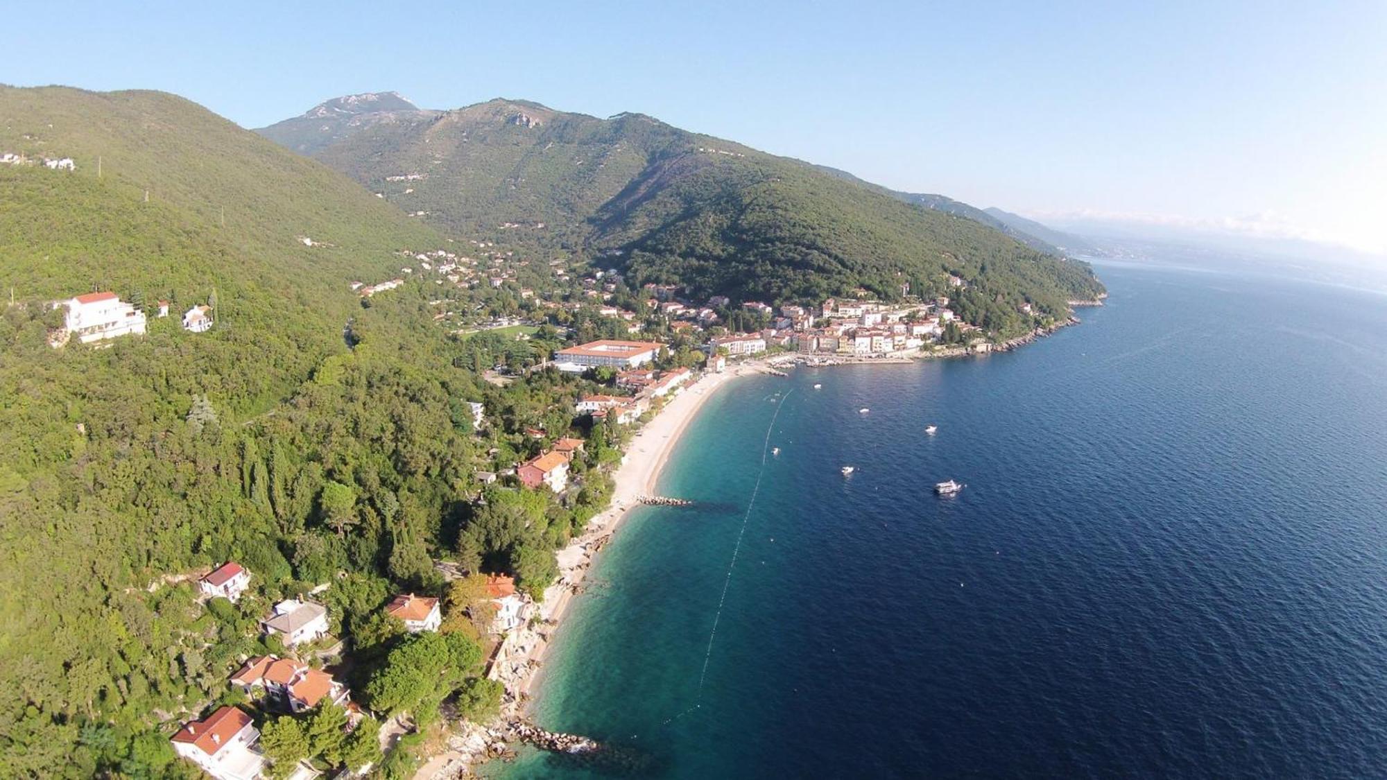 Apartments Blue & Green Mošćenička Draga Екстериор снимка