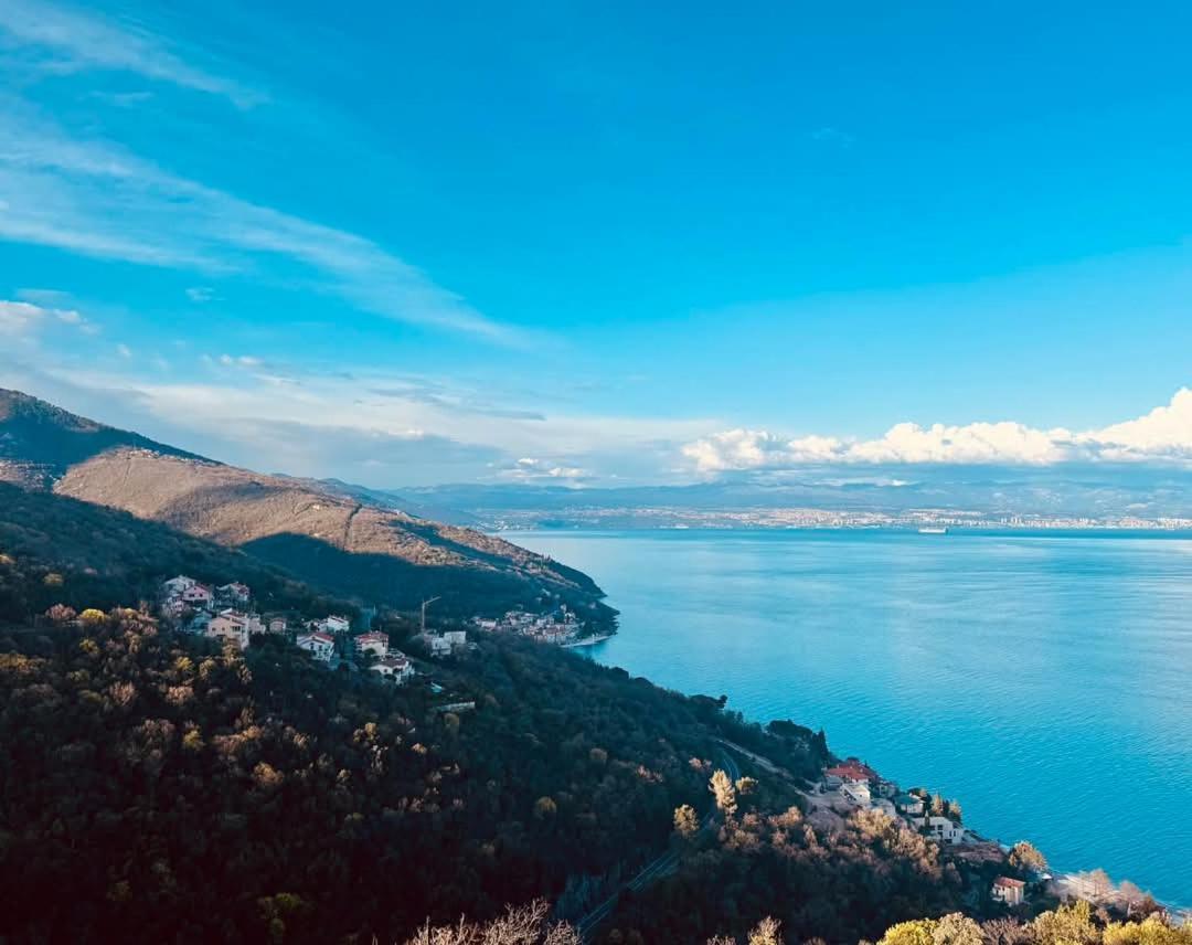 Apartments Blue & Green Mošćenička Draga Екстериор снимка