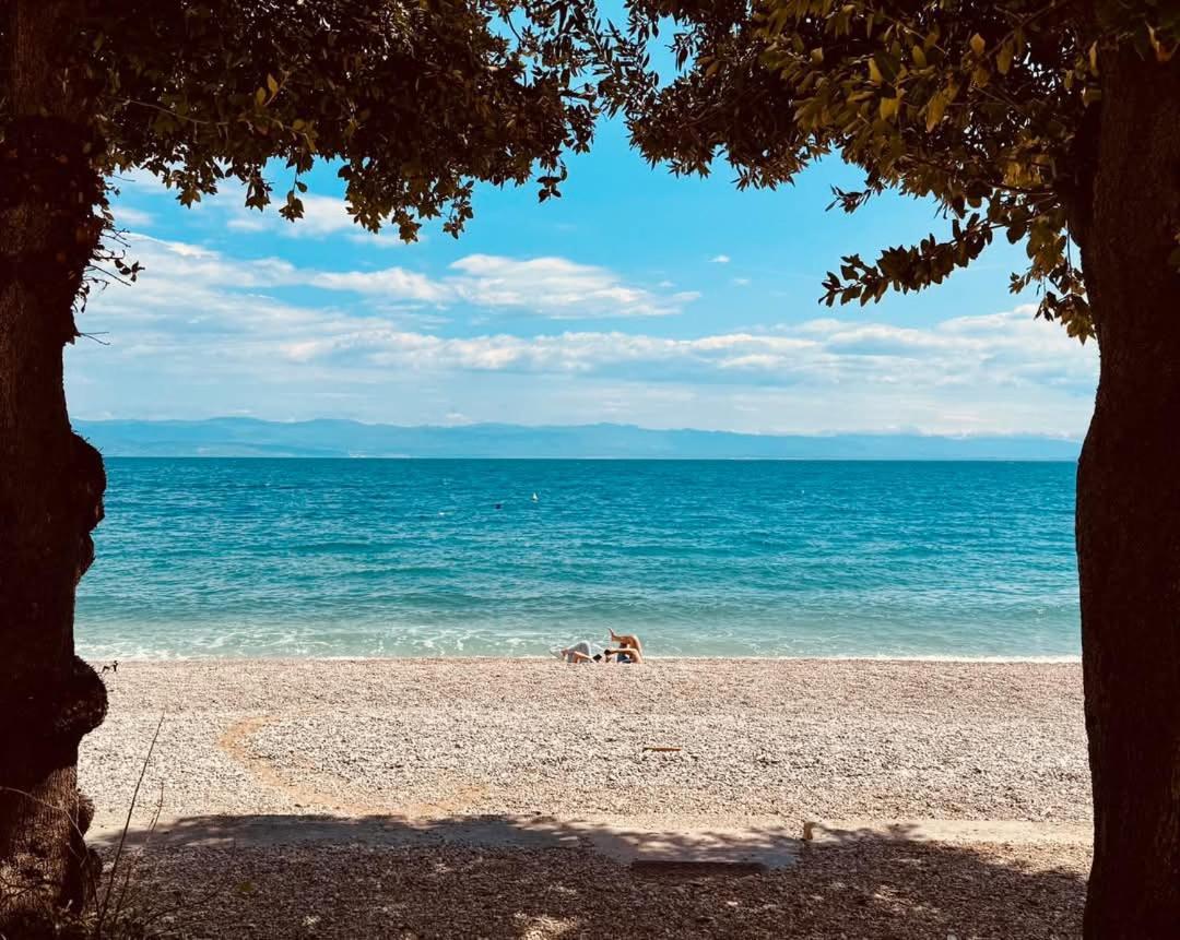 Apartments Blue & Green Mošćenička Draga Екстериор снимка